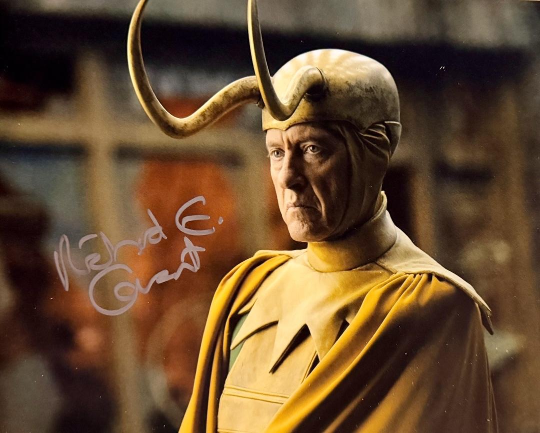 Richard Grant Signed 8x10 Photo (Loki) - Beckett COA